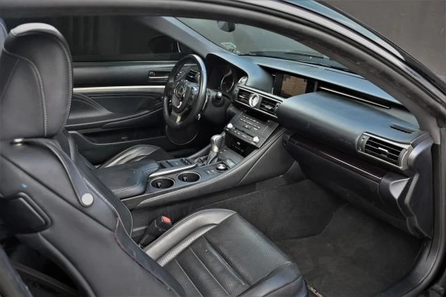 2015 Lexus RC - Image 11 of 15
