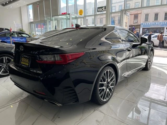 2015 Lexus RC - Image 7 of 29