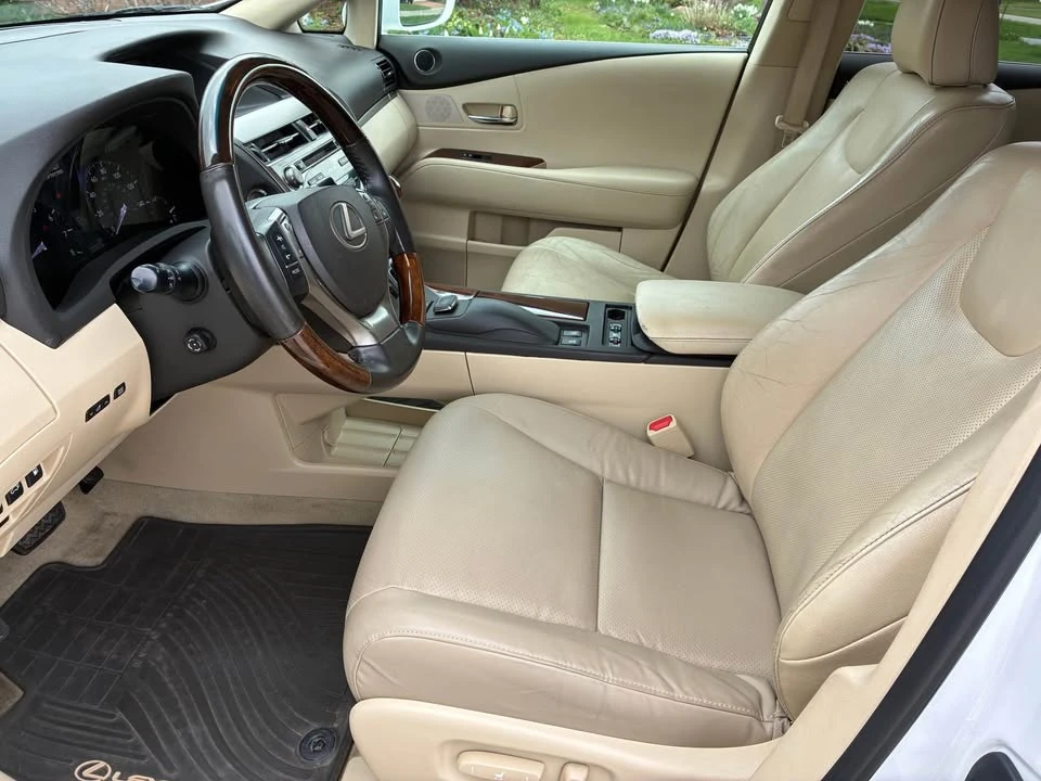 2015 Lexus RX 3rd Gen - Image 9 of 10