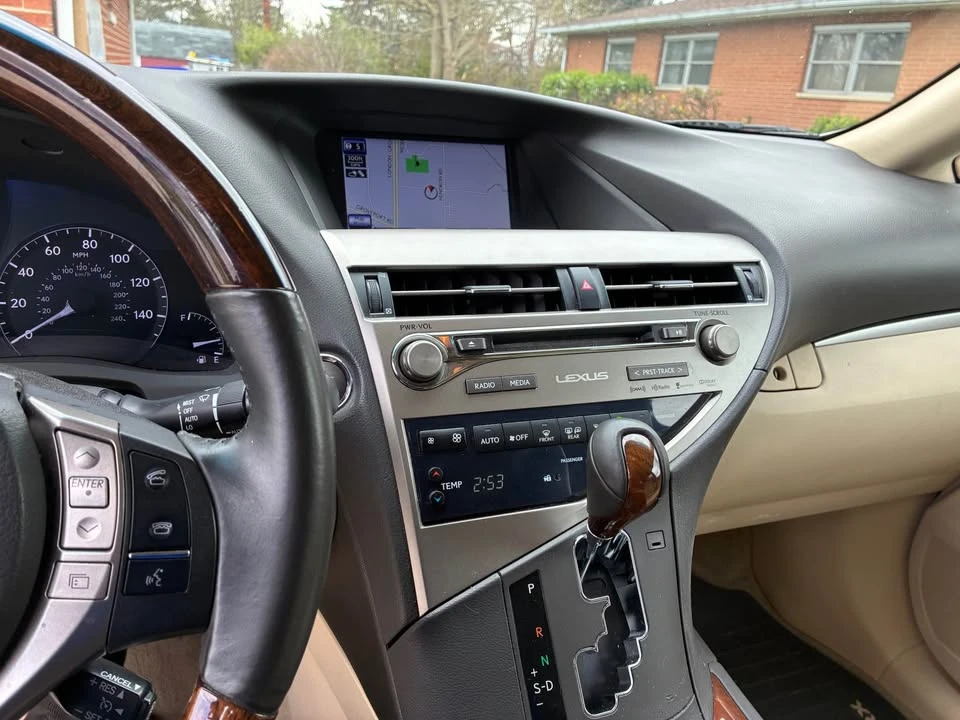 2015 Lexus RX 3rd Gen - Image 8 of 10