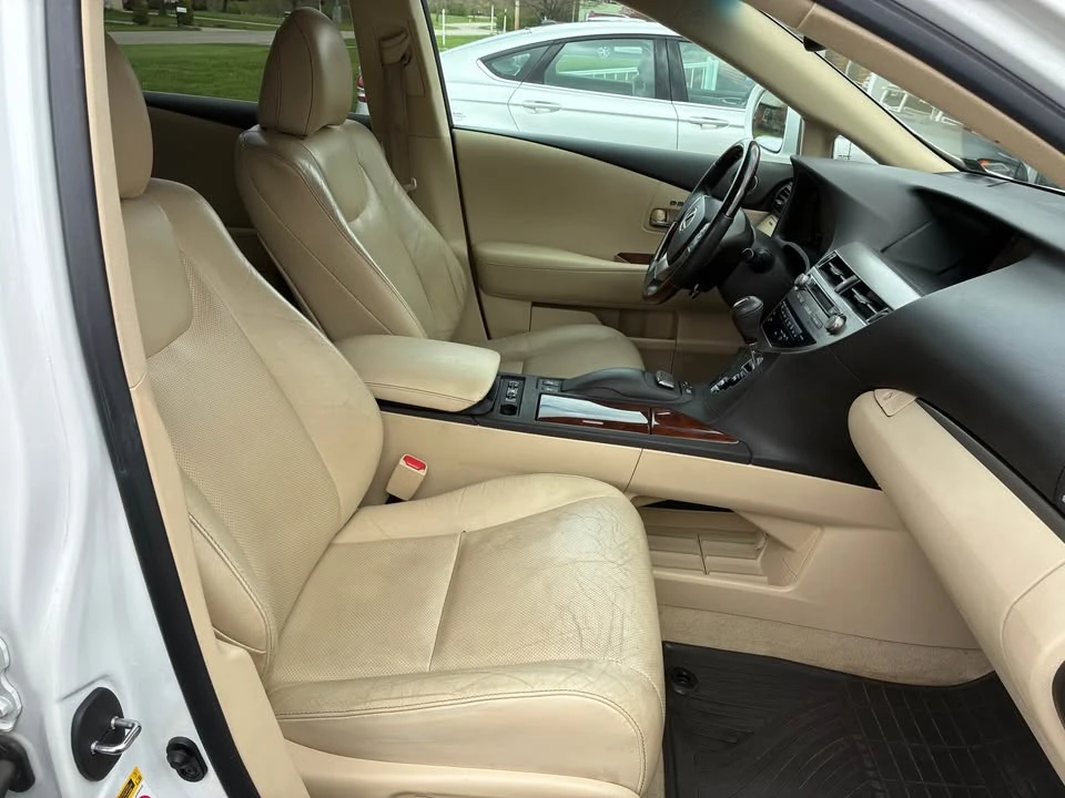 2015 Lexus RX 3rd Gen - Image 3 of 10