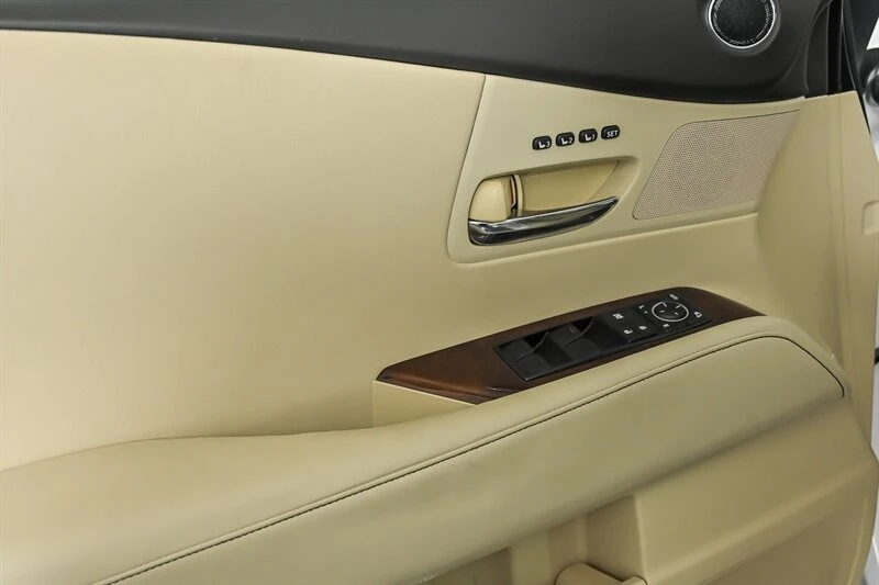 2015 Lexus RX 3rd Gen - Image 13 of 31