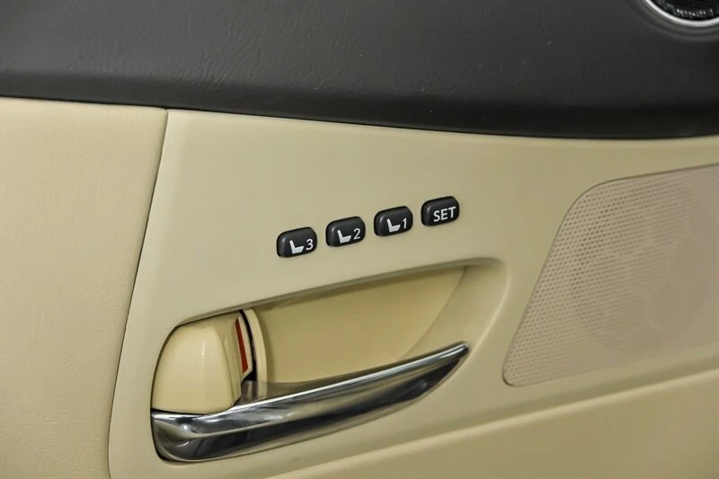 2015 Lexus RX 3rd Gen - Image 14 of 31