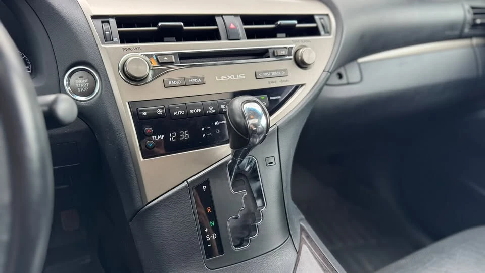 2015 Lexus RX 3rd Gen - Image 17 of 20