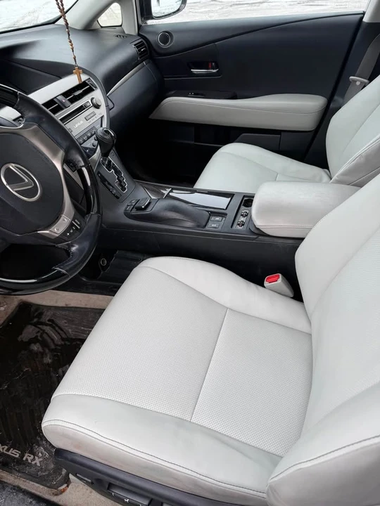 2015 Lexus RX 3rd Gen - Image 6 of 10