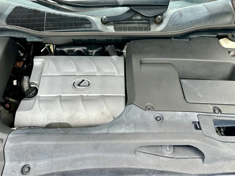 2015 Lexus RX 4th Gen - Image 16 of 18