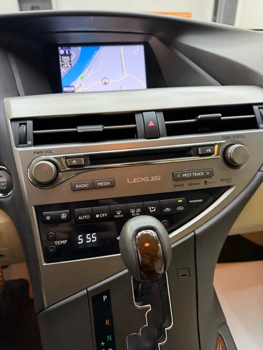 2015 Lexus RX 3rd Gen - Image 14 of 16