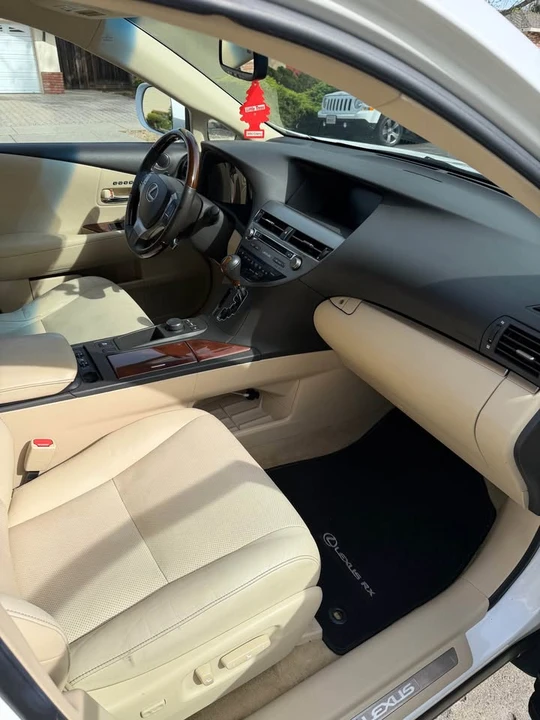 2015 Lexus RX 3rd Gen - Image 6 of 11
