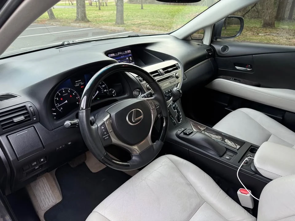 2015 Lexus RX 3rd Gen - Image 10 of 20