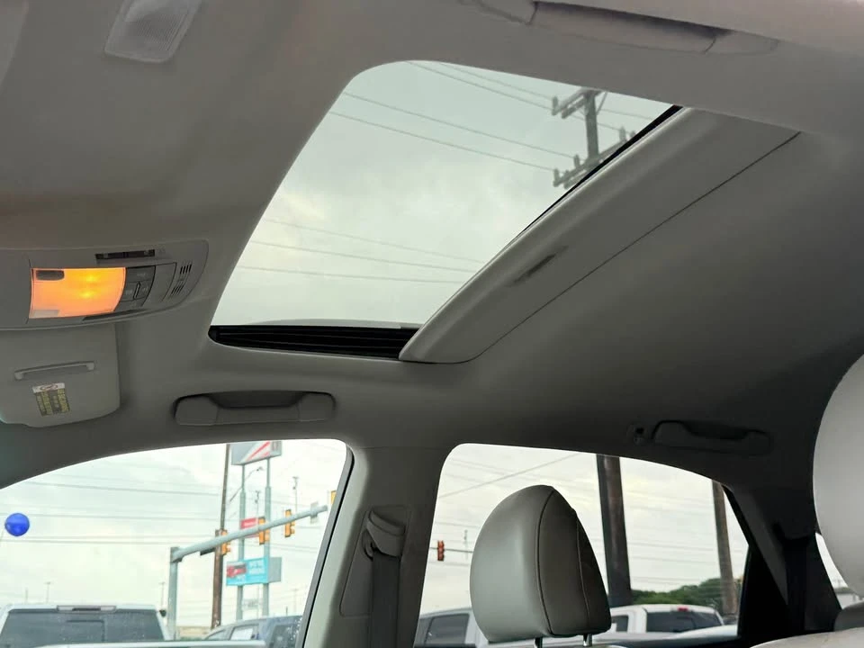2015 Lexus RX 3rd Gen - Image 10 of 20