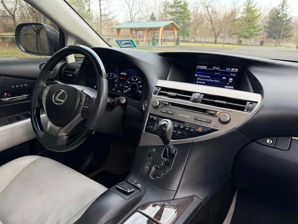2015 Lexus RX 3rd Gen - Image 13 of 20