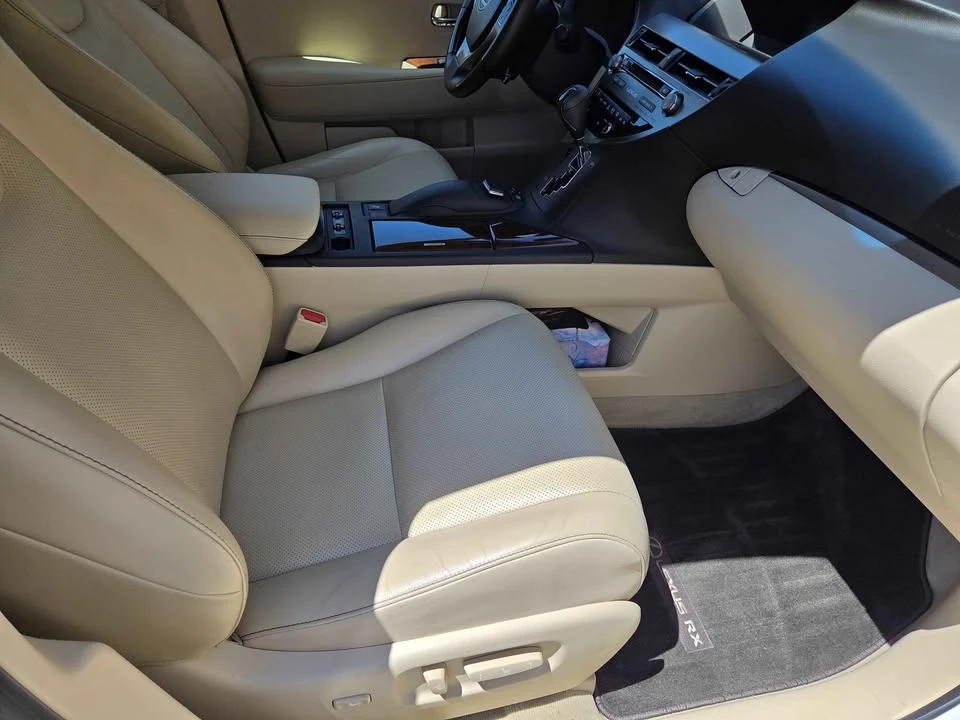 2015 Lexus RX 3rd Gen - Image 16 of 20