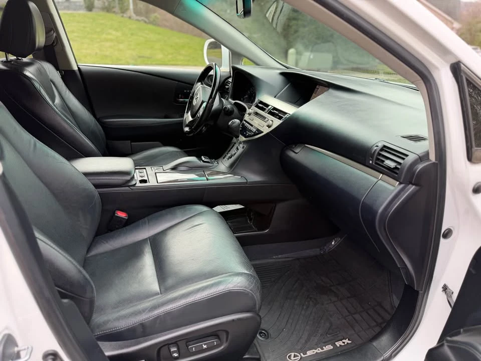 2015 Lexus RX 3rd Gen - Image 8 of 16