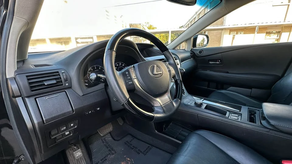 2015 Lexus RX 3rd Gen - Image 16 of 20