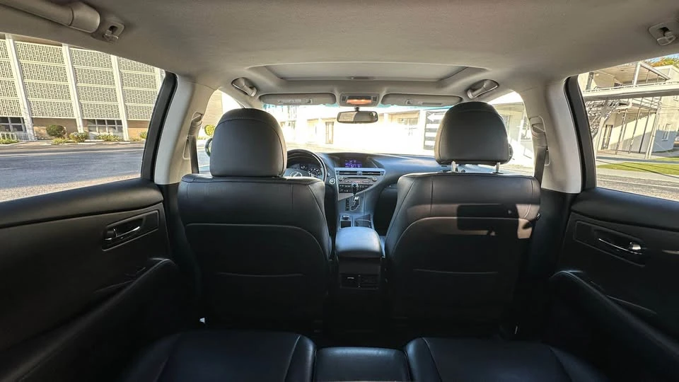 2015 Lexus RX 3rd Gen - Image 10 of 20