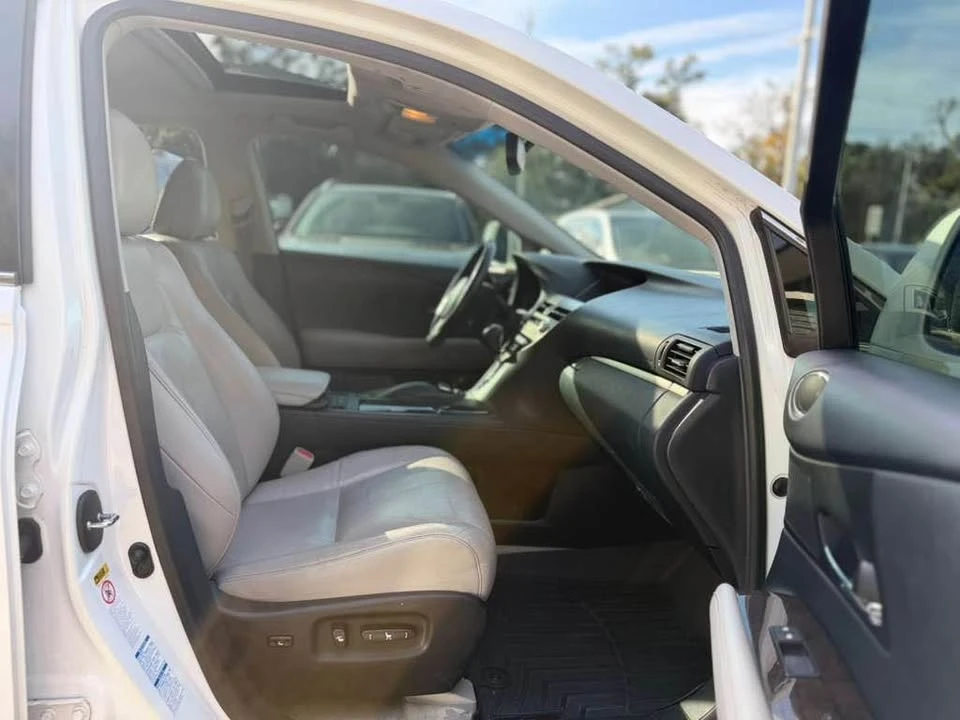 2015 Lexus RX 3rd Gen - Image 10 of 20