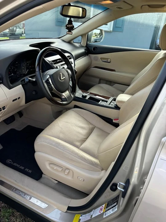2015 Lexus RX 3rd Gen - Image 8 of 11