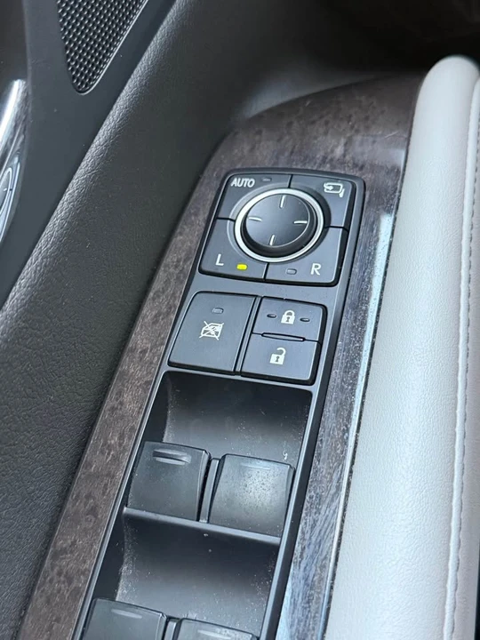 2015 Lexus RX 3rd Gen - Image 11 of 13