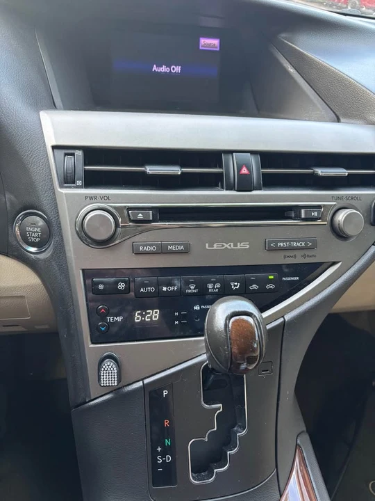 2015 Lexus RX 3rd Gen - Image 5 of 6