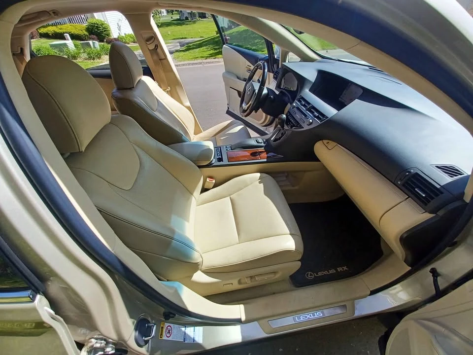 2015 Lexus RX 3rd Gen - Image 8 of 19