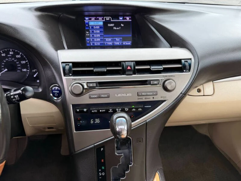 2015 Lexus RX 3rd Gen - Image 9 of 20