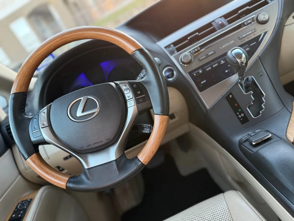2015 Lexus RX 3rd Gen - Image 10 of 13