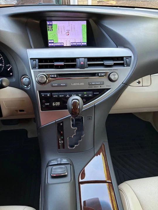 2015 Lexus RX 3rd Gen - Image 18 of 21