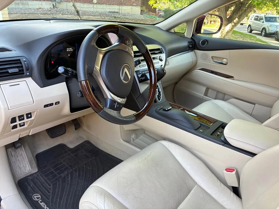 2015 Lexus RX 3rd Gen - Image 11 of 21