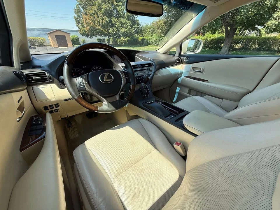 2015 Lexus RX 3rd Gen - Image 9 of 17