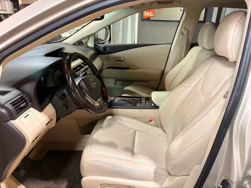 2015 Lexus RX 3rd Gen - Image 9 of 12