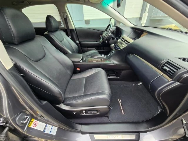 2015 Lexus RX 3rd Gen - Image 19 of 21