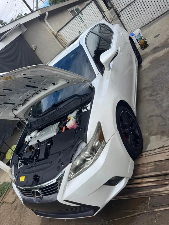 2015 Lexus - Image 2 of 6