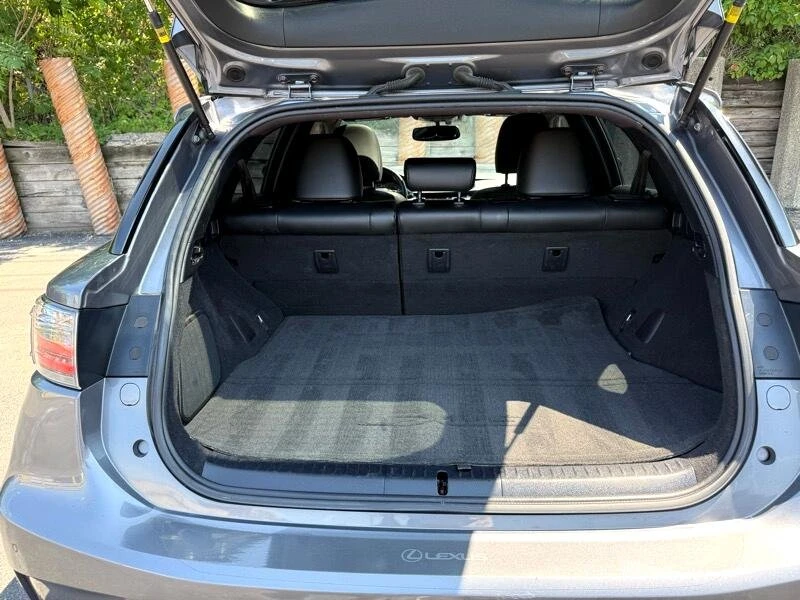 2015 Lexus CT - Image 18 of 20