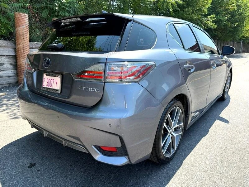 2015 Lexus CT - Image 9 of 20