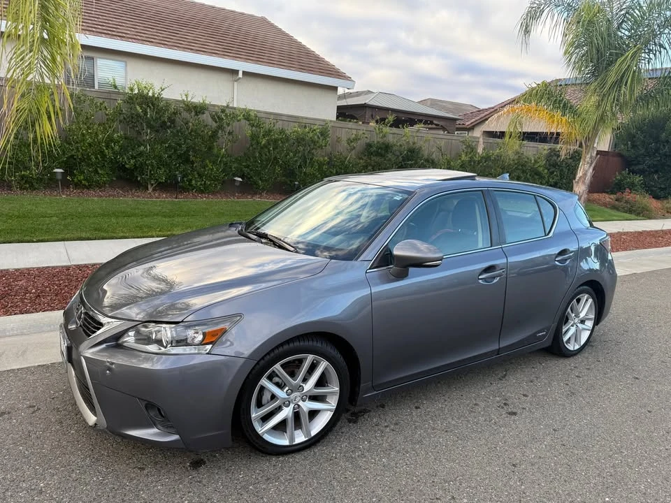 2015 Lexus CT - Image 4 of 15