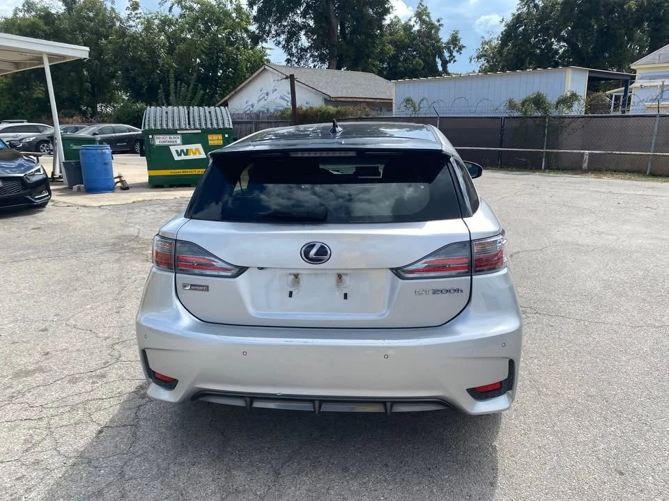 2015 Lexus CT - Image 7 of 14