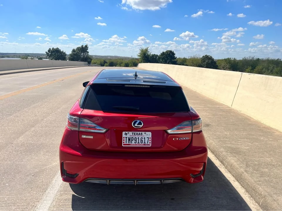 2015 Lexus CT - Image 5 of 11