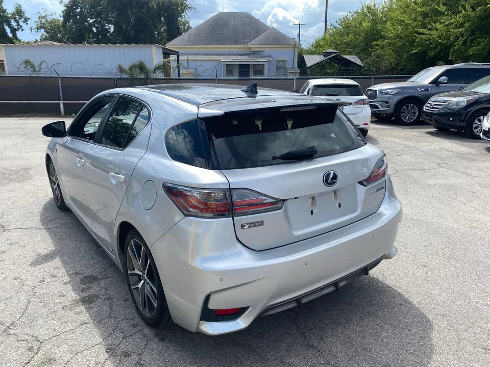 2015 Lexus CT - Image 8 of 14