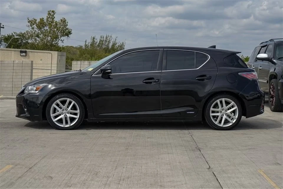 2015 Lexus CT - Image 4 of 19