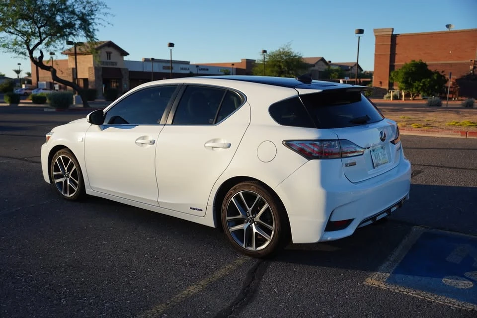 2015 Lexus CT - Image 6 of 15