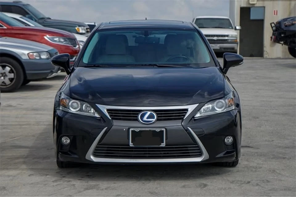 2015 Lexus CT - Image 5 of 19