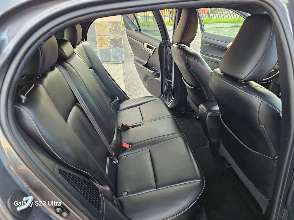 2015 Lexus CT - Image 15 of 20