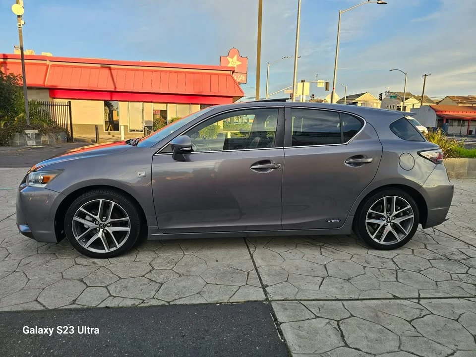 2015 Lexus CT - Image 7 of 20