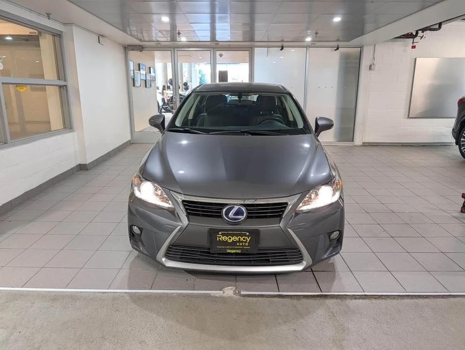 2015 Lexus CT - Image 2 of 5