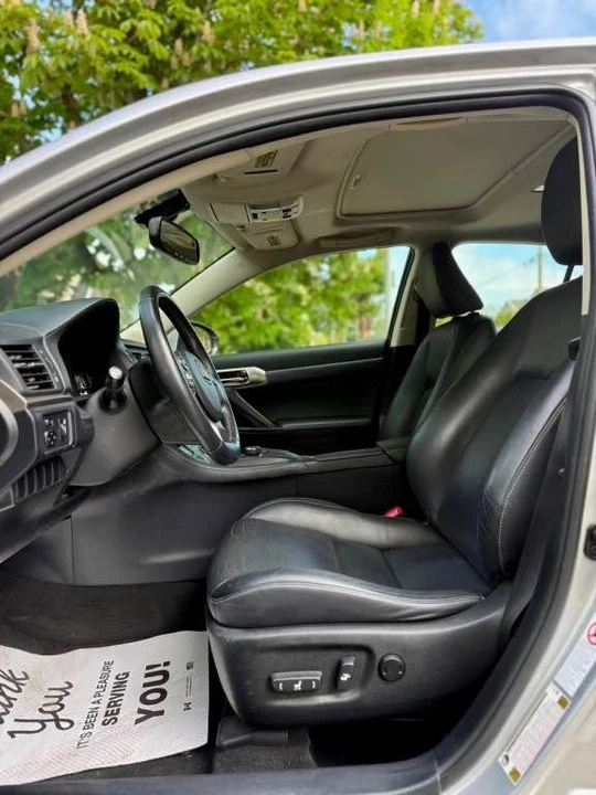 2015 Lexus CT - Image 5 of 13