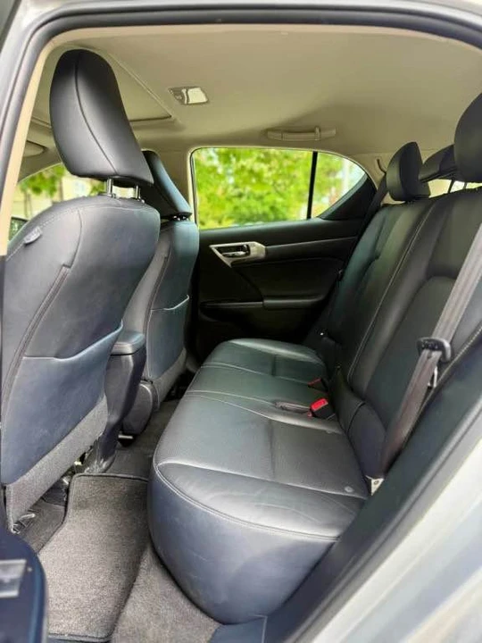 2015 Lexus CT - Image 6 of 13