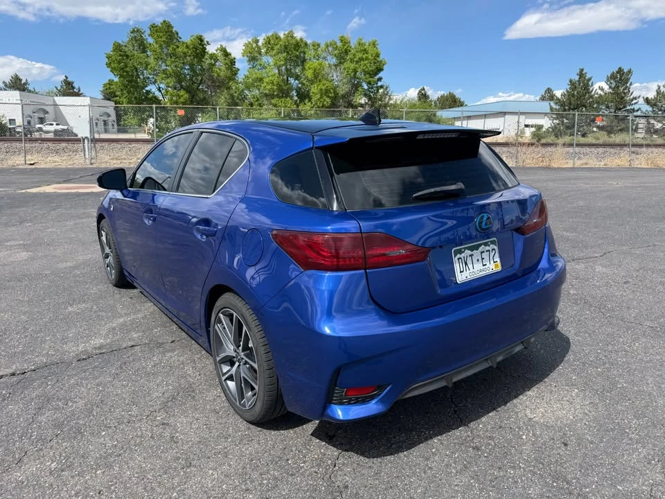 2015 Lexus CT - Image 11 of 20