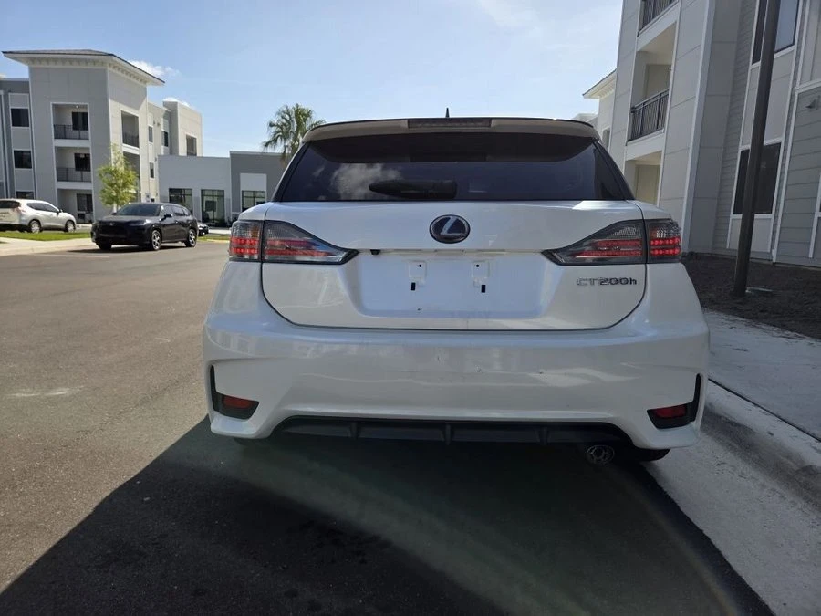 2015 Lexus CT - Image 4 of 20