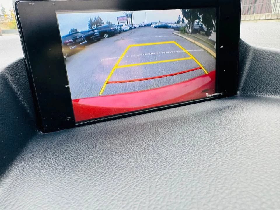 2015 Lexus CT - Image 13 of 15
