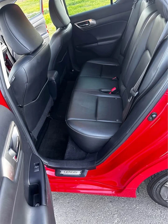 2015 Lexus CT - Image 6 of 7
